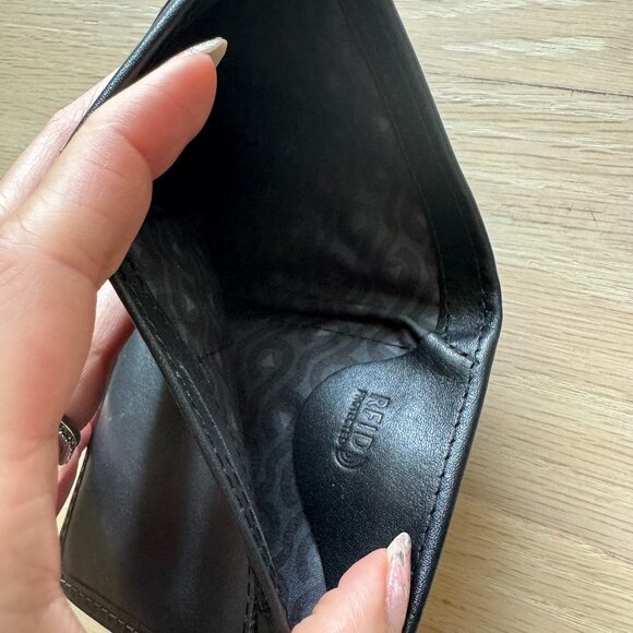 Bellroy Black Leather Note Sleeve Wallet - Picture 7 of 11